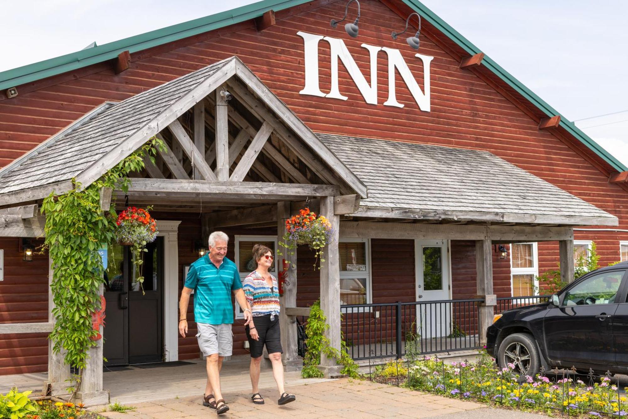 Bras D'Or Lakes Inn St. Peter's Exterior photo